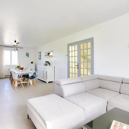 Maison Pour 8 Avec Piscine - 800m De La Holiday home