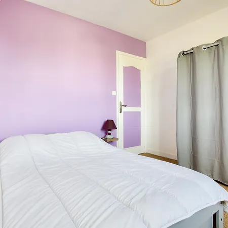 Maison Pour 8 Avec Piscine - 800m De La