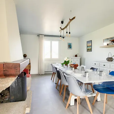 Maison Pour 8 Avec Piscine - 800m De La *